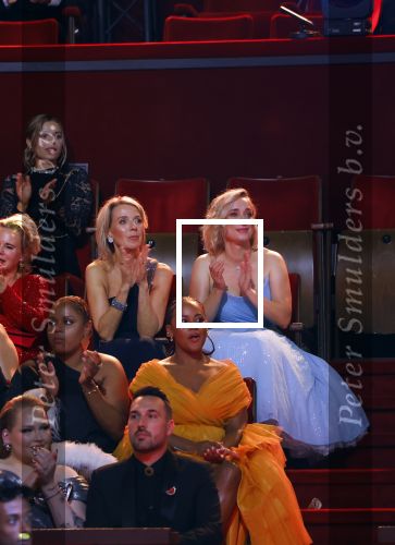 Amsterdam 17 oktober 2024
Het televizierring gala 2024  in carre . Eva Jinek en manager Kristien v Dillen