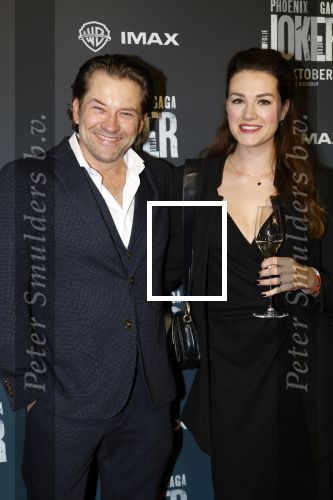 Amsterdam 1 oktober 2024
Premiere the Joker in pathe Arena. Ferri Somogyi en zijn vrouw Noelle Somogyi