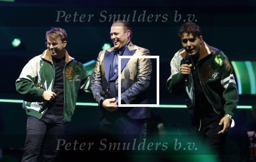 Rotterdam 18 oktober 2024
Frans Bauer treedt voor de 52e keer in ahoy op . Hij tradt oa samen op met zijn zoons Christiaan Frans jr en Jan . Ook Mariska Bauer trad op met Patty Brard . Verder aanwezig Lee Towers Billy Dans Django Wagner Chantal janzen Amar  en Sieneke. Ook de moeder van Frans en moeder van mariska waren aanwezig en zaten op de eerste rij .