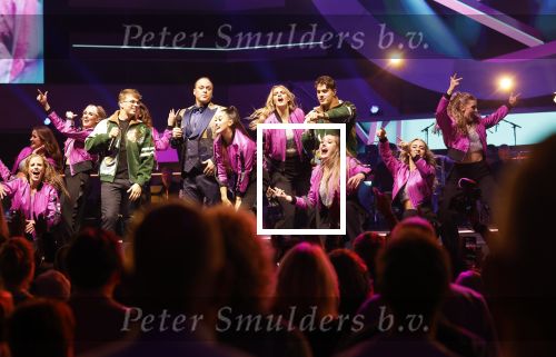 Rotterdam 18 oktober 2024
Frans Bauer treedt voor de 52e keer in ahoy op . Hij tradt oa samen op met zijn zoons Christiaan Frans jr en Jan . Ook Mariska Bauer trad op met Patty Brard . Verder aanwezig Lee Towers Billy Dans Django Wagner Chantal janzen Amar  en Sieneke. Ook de moeder van Frans en moeder van mariska waren aanwezig en zaten op de eerste rij .