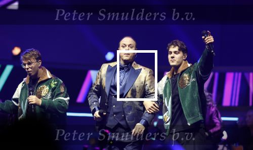 Rotterdam 18 oktober 2024
Frans Bauer treedt voor de 52e keer in ahoy op . Hij tradt oa samen op met zijn zoons Christiaan Frans jr en Jan . Ook Mariska Bauer trad op met Patty Brard . Verder aanwezig Lee Towers Billy Dans Django Wagner Chantal janzen Amar  en Sieneke. Ook de moeder van Frans en moeder van mariska waren aanwezig en zaten op de eerste rij .