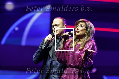 Rotterdam 18 oktober 2024
Frans Bauer treedt voor de 52e keer in ahoy op . Hij tradt oa samen op met zijn zoons Christiaan Frans jr en Jan . Ook Mariska Bauer trad op met Patty Brard . Verder aanwezig Lee Towers Billy Dans Django Wagner Chantal janzen Amar  en Sieneke. Ook de moeder van Frans en moeder van mariska waren aanwezig en zaten op de eerste rij .