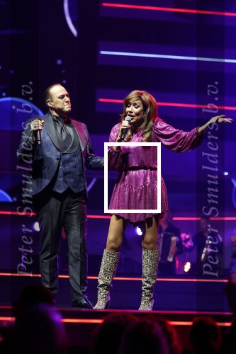 Rotterdam 18 oktober 2024
Frans Bauer treedt voor de 52e keer in ahoy op . Hij tradt oa samen op met zijn zoons Christiaan Frans jr en Jan . Ook Mariska Bauer trad op met Patty Brard . Verder aanwezig Lee Towers Billy Dans Django Wagner Chantal janzen Amar  en Sieneke. Ook de moeder van Frans en moeder van mariska waren aanwezig en zaten op de eerste rij .
