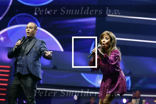 Rotterdam 18 oktober 2024
Frans Bauer treedt voor de 52e keer in ahoy op . Hij tradt oa samen op met zijn zoons Christiaan Frans jr en Jan . Ook Mariska Bauer trad op met Patty Brard . Verder aanwezig Lee Towers Billy Dans Django Wagner Chantal janzen Amar  en Sieneke. Ook de moeder van Frans en moeder van mariska waren aanwezig en zaten op de eerste rij .