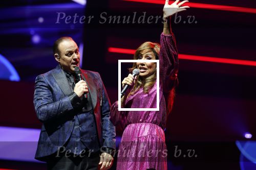 Rotterdam 18 oktober 2024
Frans Bauer treedt voor de 52e keer in ahoy op . Hij tradt oa samen op met zijn zoons Christiaan Frans jr en Jan . Ook Mariska Bauer trad op met Patty Brard . Verder aanwezig Lee Towers Billy Dans Django Wagner Chantal janzen Amar  en Sieneke. Ook de moeder van Frans en moeder van mariska waren aanwezig en zaten op de eerste rij .