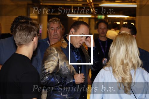 Rotterdam 18 oktober 2024
Frans Bauer treedt voor de 52e keer in ahoy op . Hij tradt oa samen op met zijn zoons Christiaan Frans jr en Jan . Ook Mariska Bauer trad op met Patty Brard . Verder aanwezig Lee Towers Billy Dans Django Wagner Chantal janzen Amar  en Sieneke. Ook de moeder van Frans en moeder van mariska waren aanwezig en zaten op de eerste rij .