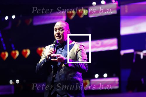 Rotterdam 18 oktober 2024
Frans Bauer treedt voor de 52e keer in ahoy op . Hij tradt oa samen op met zijn zoons Christiaan Frans jr en Jan . Ook Mariska Bauer trad op met Patty Brard . Verder aanwezig Lee Towers Billy Dans Django Wagner Chantal janzen Amar  en Sieneke. Ook de moeder van Frans en moeder van mariska waren aanwezig en zaten op de eerste rij .