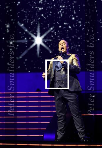 Rotterdam 18 oktober 2024
Frans Bauer treedt voor de 52e keer in ahoy op . Hij tradt oa samen op met zijn zoons Christiaan Frans jr en Jan . Ook Mariska Bauer trad op met Patty Brard . Verder aanwezig Lee Towers Billy Dans Django Wagner Chantal janzen Amar  en Sieneke. Ook de moeder van Frans en moeder van mariska waren aanwezig en zaten op de eerste rij .