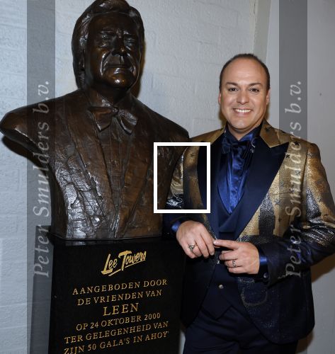 Rotterdam 18 oktober 2024
Frans Bauer treedt voor de 52e keer in ahoy op . Hij tradt oa samen op met zijn zoons Christiaan Frans jr en Jan . Ook Mariska Bauer trad op met Patty Brard . Verder aanwezig Lee Towers Billy Dans Django Wagner Chantal janzen Amar  en Sieneke. Ook de moeder van Frans en moeder van mariska waren aanwezig en zaten op de eerste rij .