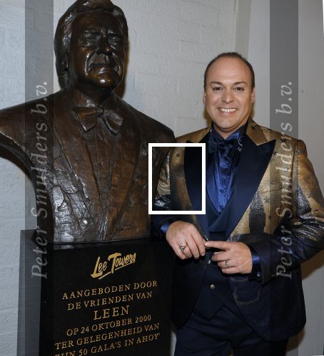 Rotterdam 18 oktober 2024
Frans Bauer treedt voor de 52e keer in ahoy op . Hij tradt oa samen op met zijn zoons Christiaan Frans jr en Jan . Ook Mariska Bauer trad op met Patty Brard . Verder aanwezig Lee Towers Billy Dans Django Wagner Chantal janzen Amar  en Sieneke. Ook de moeder van Frans en moeder van mariska waren aanwezig en zaten op de eerste rij .