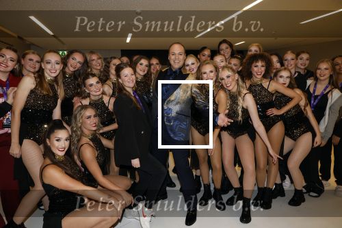 Rotterdam 18 oktober 2024
Frans Bauer treedt voor de 52e keer in ahoy op . Hij tradt oa samen op met zijn zoons Christiaan Frans jr en Jan . Ook Mariska Bauer trad op met Patty Brard . Verder aanwezig Lee Towers Billy Dans Django Wagner Chantal janzen Amar  en Sieneke. Ook de moeder van Frans en moeder van mariska waren aanwezig en zaten op de eerste rij .