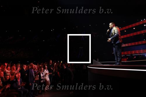 Rotterdam 18 oktober 2024
Frans Bauer treedt voor de 52e keer in ahoy op . Hij tradt oa samen op met zijn zoons Christiaan Frans jr en Jan . Ook Mariska Bauer trad op met Patty Brard . Verder aanwezig Lee Towers Billy Dans Django Wagner Chantal janzen Amar  en Sieneke. Ook de moeder van Frans en moeder van mariska waren aanwezig en zaten op de eerste rij .