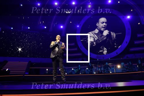 Rotterdam 18 oktober 2024
Frans Bauer treedt voor de 52e keer in ahoy op . Hij tradt oa samen op met zijn zoons Christiaan Frans jr en Jan . Ook Mariska Bauer trad op met Patty Brard . Verder aanwezig Lee Towers Billy Dans Django Wagner Chantal janzen Amar  en Sieneke. Ook de moeder van Frans en moeder van mariska waren aanwezig en zaten op de eerste rij .