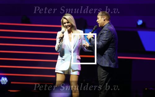 Rotterdam 18 oktober 2024
Frans Bauer treedt voor de 52e keer in ahoy op . Hij tradt oa samen op met zijn zoons Christiaan Frans jr en Jan . Ook Mariska Bauer trad op met Patty Brard . Verder aanwezig Lee Towers Billy Dans Django Wagner Chantal janzen Amar  en Sieneke. Ook de moeder van Frans en moeder van mariska waren aanwezig en zaten op de eerste rij .