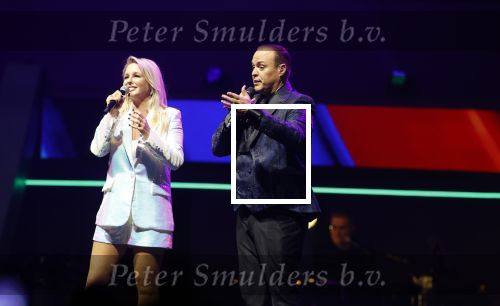 Rotterdam 18 oktober 2024
Frans Bauer treedt voor de 52e keer in ahoy op . Hij tradt oa samen op met zijn zoons Christiaan Frans jr en Jan . Ook Mariska Bauer trad op met Patty Brard . Verder aanwezig Lee Towers Billy Dans Django Wagner Chantal janzen Amar  en Sieneke. Ook de moeder van Frans en moeder van mariska waren aanwezig en zaten op de eerste rij .