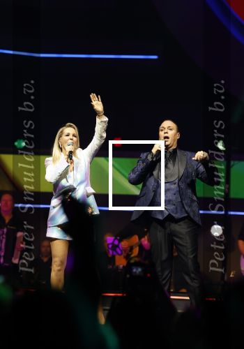 Rotterdam 18 oktober 2024
Frans Bauer treedt voor de 52e keer in ahoy op . Hij tradt oa samen op met zijn zoons Christiaan Frans jr en Jan . Ook Mariska Bauer trad op met Patty Brard . Verder aanwezig Lee Towers Billy Dans Django Wagner Chantal janzen Amar  en Sieneke. Ook de moeder van Frans en moeder van mariska waren aanwezig en zaten op de eerste rij .