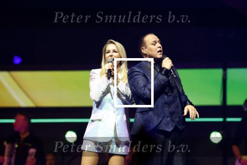 Rotterdam 18 oktober 2024
Frans Bauer treedt voor de 52e keer in ahoy op . Hij tradt oa samen op met zijn zoons Christiaan Frans jr en Jan . Ook Mariska Bauer trad op met Patty Brard . Verder aanwezig Lee Towers Billy Dans Django Wagner Chantal janzen Amar  en Sieneke. Ook de moeder van Frans en moeder van mariska waren aanwezig en zaten op de eerste rij .