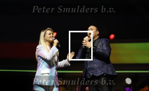 Rotterdam 18 oktober 2024
Frans Bauer treedt voor de 52e keer in ahoy op . Hij tradt oa samen op met zijn zoons Christiaan Frans jr en Jan . Ook Mariska Bauer trad op met Patty Brard . Verder aanwezig Lee Towers Billy Dans Django Wagner Chantal janzen Amar  en Sieneke. Ook de moeder van Frans en moeder van mariska waren aanwezig en zaten op de eerste rij .