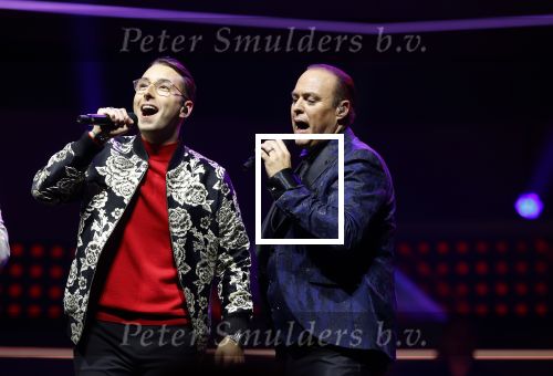 Rotterdam 18 oktober 2024
Frans Bauer treedt voor de 52e keer in ahoy op . Hij tradt oa samen op met zijn zoons Christiaan Frans jr en Jan . Ook Mariska Bauer trad op met Patty Brard . Verder aanwezig Lee Towers Billy Dans Django Wagner Chantal janzen Amar  en Sieneke. Ook de moeder van Frans en moeder van mariska waren aanwezig en zaten op de eerste rij .