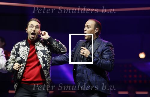 Rotterdam 18 oktober 2024
Frans Bauer treedt voor de 52e keer in ahoy op . Hij tradt oa samen op met zijn zoons Christiaan Frans jr en Jan . Ook Mariska Bauer trad op met Patty Brard . Verder aanwezig Lee Towers Billy Dans Django Wagner Chantal janzen Amar  en Sieneke. Ook de moeder van Frans en moeder van mariska waren aanwezig en zaten op de eerste rij .