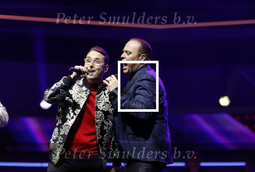 Rotterdam 18 oktober 2024
Frans Bauer treedt voor de 52e keer in ahoy op . Hij tradt oa samen op met zijn zoons Christiaan Frans jr en Jan . Ook Mariska Bauer trad op met Patty Brard . Verder aanwezig Lee Towers Billy Dans Django Wagner Chantal janzen Amar  en Sieneke. Ook de moeder van Frans en moeder van mariska waren aanwezig en zaten op de eerste rij .