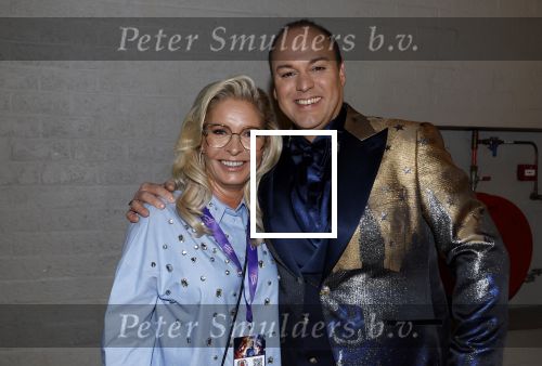 Rotterdam 18 oktober 2024
Frans Bauer treedt voor de 52e keer in ahoy op . Hij tradt oa samen op met zijn zoons Christiaan Frans jr en Jan . Ook Mariska Bauer trad op met Patty Brard . Verder aanwezig Lee Towers Billy Dans Django Wagner Chantal janzen Amar  en Sieneke. Ook de moeder van Frans en moeder van mariska waren aanwezig en zaten op de eerste rij .