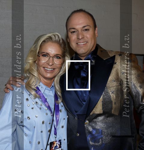 Rotterdam 18 oktober 2024
Frans Bauer treedt voor de 52e keer in ahoy op . Hij tradt oa samen op met zijn zoons Christiaan Frans jr en Jan . Ook Mariska Bauer trad op met Patty Brard . Verder aanwezig Lee Towers Billy Dans Django Wagner Chantal janzen Amar  en Sieneke. Ook de moeder van Frans en moeder van mariska waren aanwezig en zaten op de eerste rij .