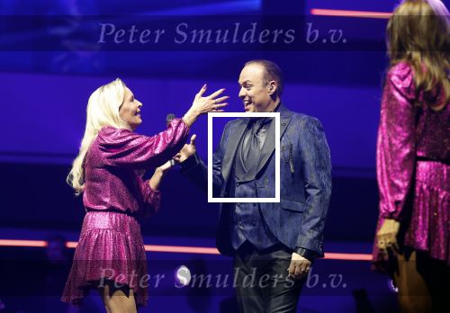 Rotterdam 18 oktober 2024
Frans Bauer treedt voor de 52e keer in ahoy op . Hij tradt oa samen op met zijn zoons Christiaan Frans jr en Jan . Ook Mariska Bauer trad op met Patty Brard . Verder aanwezig Lee Towers Billy Dans Django Wagner Chantal janzen Amar  en Sieneke. Ook de moeder van Frans en moeder van mariska waren aanwezig en zaten op de eerste rij .