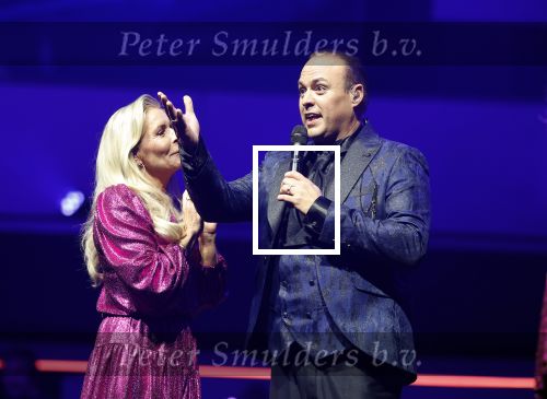 Rotterdam 18 oktober 2024
Frans Bauer treedt voor de 52e keer in ahoy op . Hij tradt oa samen op met zijn zoons Christiaan Frans jr en Jan . Ook Mariska Bauer trad op met Patty Brard . Verder aanwezig Lee Towers Billy Dans Django Wagner Chantal janzen Amar  en Sieneke. Ook de moeder van Frans en moeder van mariska waren aanwezig en zaten op de eerste rij .