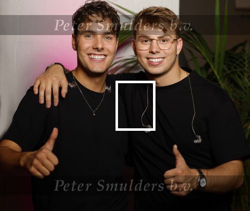 Rotterdam 18 oktober 2024
Frans Bauer treedt voor de 52e keer in ahoy op . Hij tradt oa samen op met zijn zoons Christiaan Frans jr en Jan . Ook Mariska Bauer trad op met Patty Brard . Verder aanwezig Lee Towers Billy Dans Django Wagner Chantal janzen Amar  en Sieneke. Ook de moeder van Frans en moeder van mariska waren aanwezig en zaten op de eerste rij .