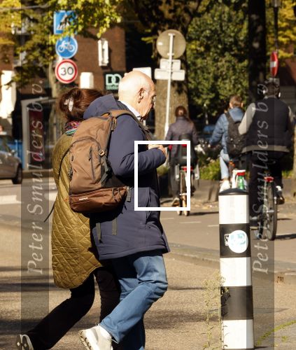 Amsterdam 4 oktober 2024
Frits Spits met zijn nieuwe vriendin in Amsterdam zuid.