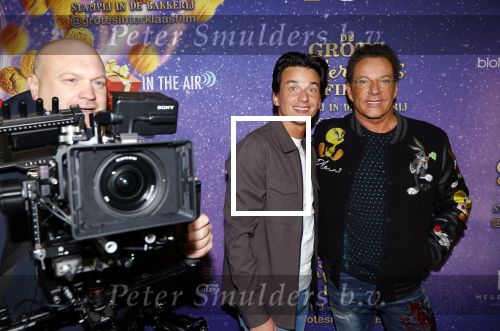 Amsterdam 19 oktober 2024
Premiere de grote Sinterklaasfilm in Tuschinski. Danilo Kuiters met Gerard Joling met cameraman voor Soap