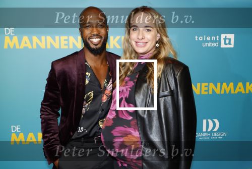 Amsterdam 14 oktober 2024
Premiere de Mannenmaker in Tuschinski met in de hoofdrollen oa Katja Schuurman Eva v d Wijdeven Leo Alkemade Georgina Verbaan Melissas Drost Huub Smit Yasmin Karssing en Rene Watzema . Giorgio Hokstam met zwangere partner