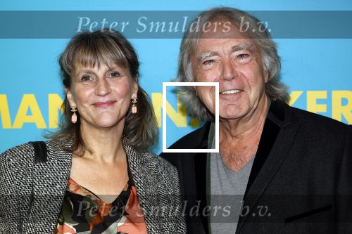 Amsterdam 14 oktober 2024
Premiere de Mannenmaker in Tuschinski met in de hoofdrollen oa Katja Schuurman Eva v d Wijdeven Leo Alkemade Georgina Verbaan Melissas Drost Huub Smit Yasmin Karssing en Rene Watzema . Govert de Roos met vriendin Monique