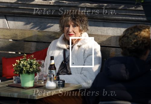 Amsterdam 3 oktober 2024
Hedy d Ancona geniet van het zonnetje op terras in Amsterdam .