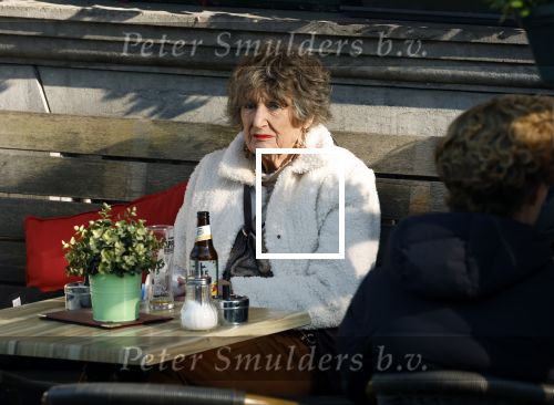 Amsterdam 3 oktober 2024
Hedy d Ancona geniet van het zonnetje op terras in Amsterdam .