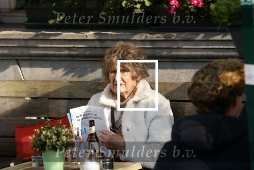 Amsterdam 3 oktober 2024
Hedy d Ancona geniet van het zonnetje op terras in Amsterdam .
