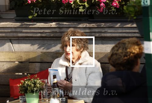 Amsterdam 3 oktober 2024
Hedy d Ancona geniet van het zonnetje op terras in Amsterdam .