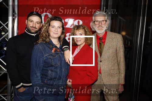 Amsterdam 21 oktober 2024
Premiere in de Jordaan in het deLamar theater. henriette Tol met dochter partner Rob Snoek en schoonzoon