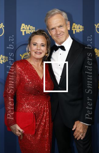 Amsterdam 17 oktober 2024
Het televizierring gala 2024  in carre . Jaap Jongbloed met vrouw