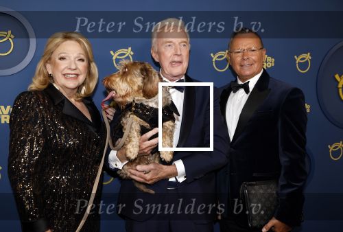 Amsterdam 17 oktober 2024
Het televizierring gala 2024  in carre . Andre v Duin won een Oeuvre ring . Hij kwam samen met vriend Fernando en Janny v d Heijden en haar hondje Nhaan