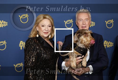 Amsterdam 17 oktober 2024
Het televizierring gala 2024  in carre . Andre v Duin won een Oeuvre ring . Hij kwam samen met vriend Fernando en Janny v d Heijden en haar hondje Nhaan
