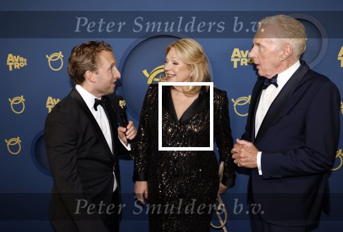 Amsterdam 17 oktober 2024
Het televizierring gala 2024  in carre . Andre v Duin won een Oeuvre ring . Hij kwam samen met vriend Fernando en Janny v d Heijden en haar hondje Nhaan