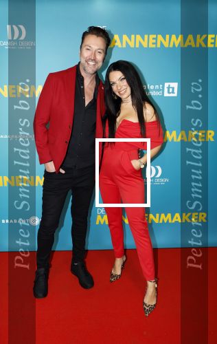 Amsterdam 14 oktober 2024
Premiere de Mannenmaker in Tuschinski met in de hoofdrollen oa Katja Schuurman Eva v d Wijdeven Leo Alkemade Georgina Verbaan Melissas Drost Huub Smit Yasmin Karssing en Rene Watzema . Jill Helena kwam met Robin Pors