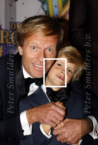 Amsterdam 19 oktober 2024
Premiere de grote Sinterklaasfilm in Tuschinski. Joris Lammers kwam met zijn zoontje