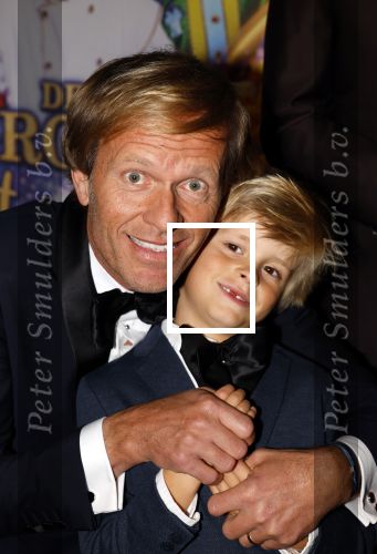 Amsterdam 19 oktober 2024
Premiere de grote Sinterklaasfilm in Tuschinski. Joris Lammers kwam met zijn zoontje