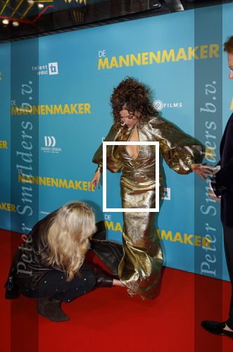 Amsterdam 14 oktober 2024
Premiere de Mannenmaker in Tuschinski met in de hoofdrollen oa Katja Schuurman Eva v d Wijdeven Leo Alkemade Georgina Verbaan Melissas Drost Huub Smit Yasmin Karssing en Rene Watzema .