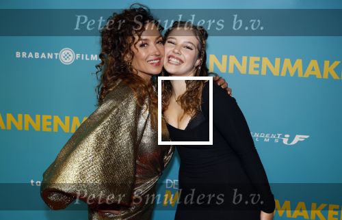 Amsterdam 14 oktober 2024
Premiere de Mannenmaker in Tuschinski met in de hoofdrollen oa Katja Schuurman Eva v d Wijdeven Leo Alkemade Georgina Verbaan Melissas Drost Huub Smit Yasmin Karssing en Rene Watzema . Katja Schuurman en dochter Sammie Romer