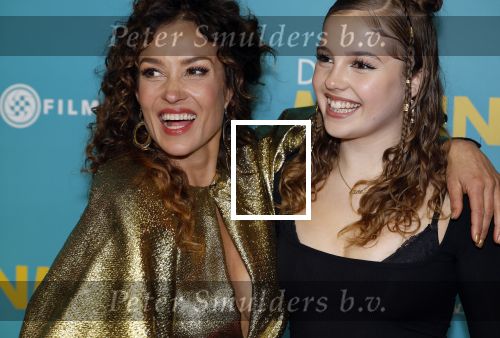 Amsterdam 14 oktober 2024
Premiere de Mannenmaker in Tuschinski met in de hoofdrollen oa Katja Schuurman Eva v d Wijdeven Leo Alkemade Georgina Verbaan Melissas Drost Huub Smit Yasmin Karssing en Rene Watzema . Katja Schuurman en dochter Sammie Romer