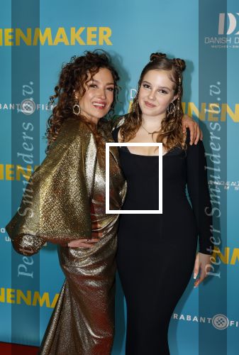 Amsterdam 14 oktober 2024
Premiere de Mannenmaker in Tuschinski met in de hoofdrollen oa Katja Schuurman Eva v d Wijdeven Leo Alkemade Georgina Verbaan Melissas Drost Huub Smit Yasmin Karssing en Rene Watzema . Katja Schuurman en dochter Sammie Romer